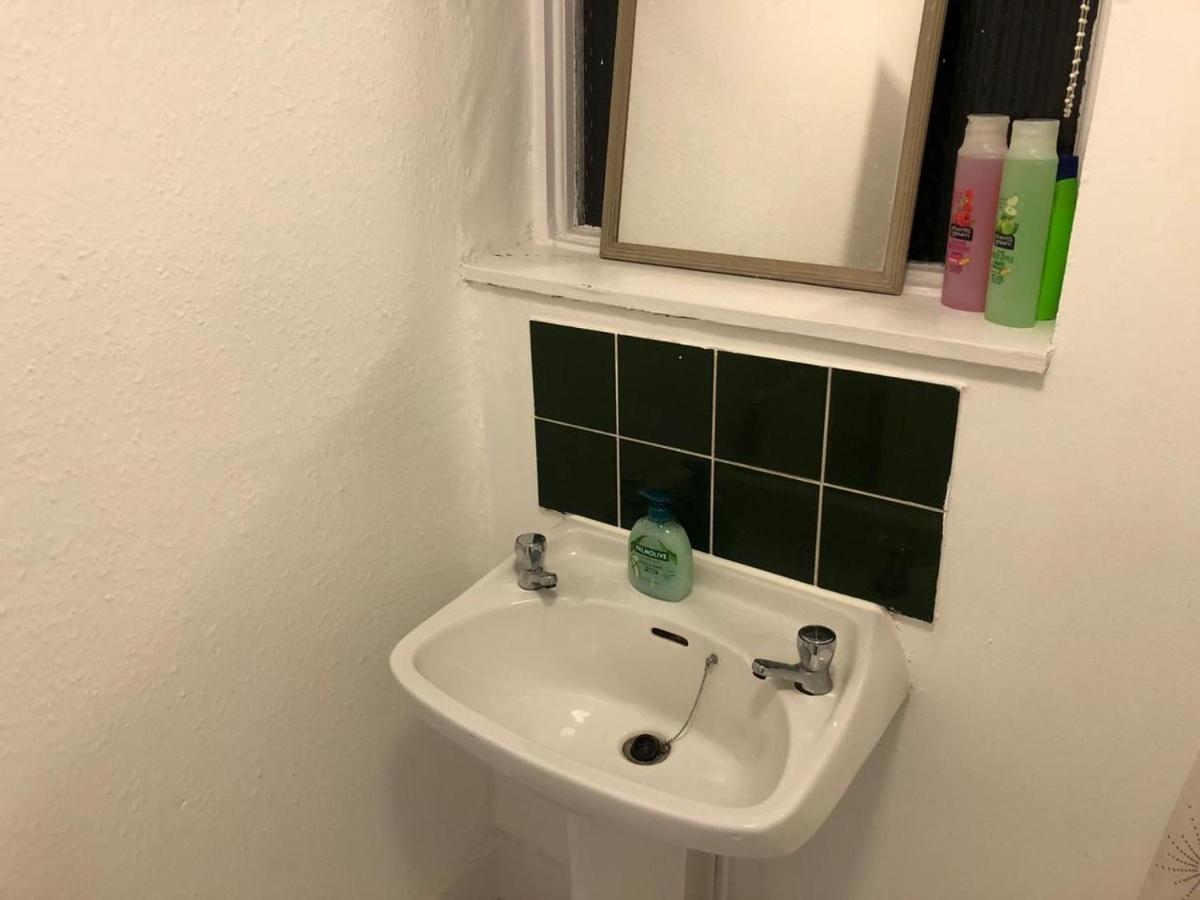 East London 2 Bedroom Apartment Εξωτερικό φωτογραφία
