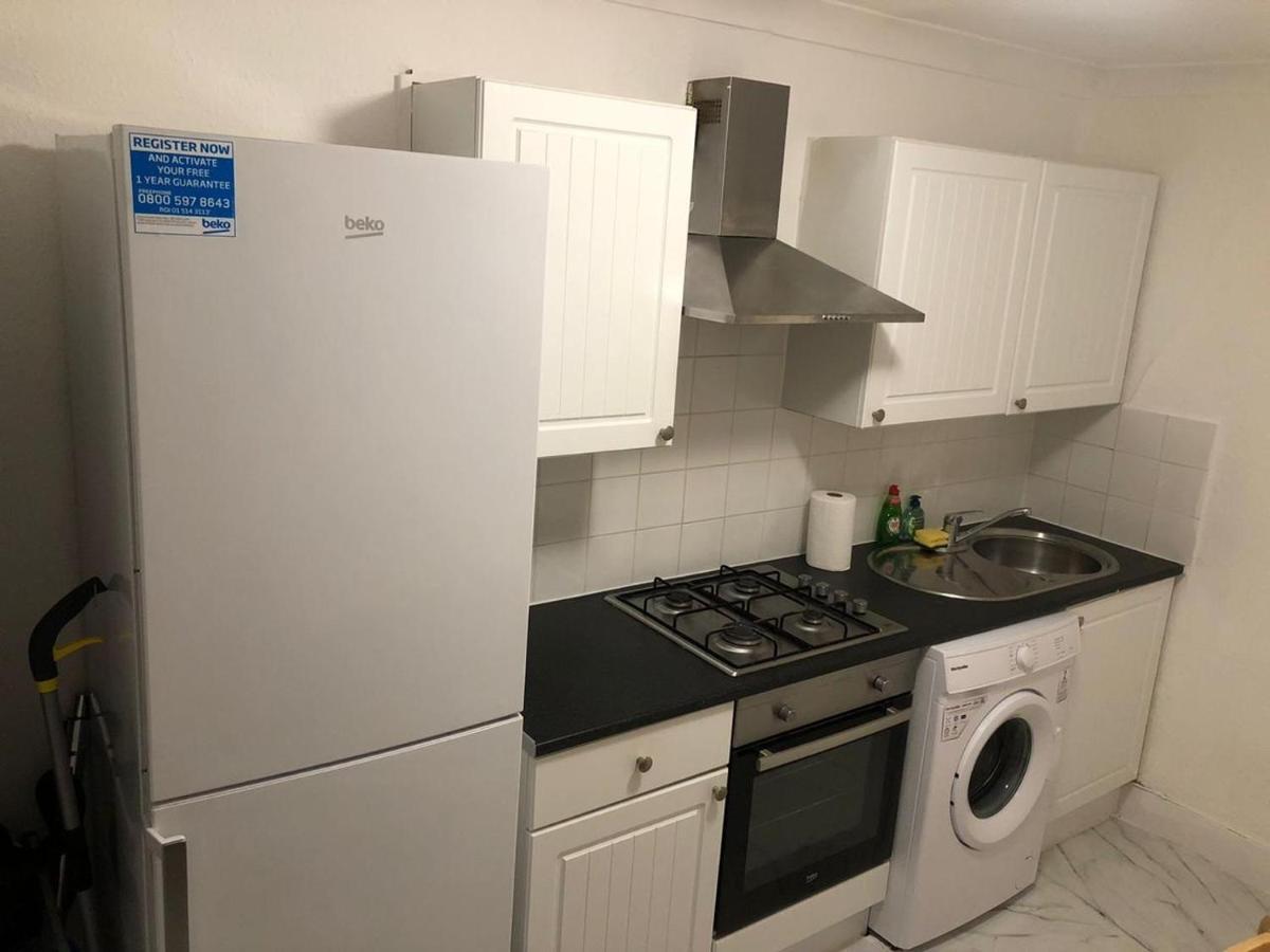 East London 2 Bedroom Apartment Εξωτερικό φωτογραφία
