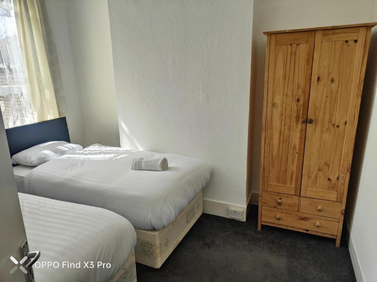 East London 2 Bedroom Apartment Εξωτερικό φωτογραφία